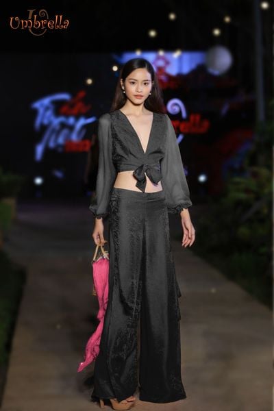  Áo lụa V ngực nơ eo(Hoa hồng) 
