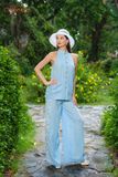  Quần Linen Ren Hông Nhỏ 