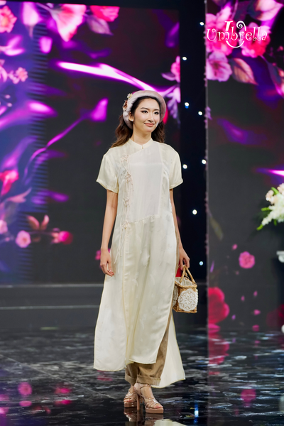  Áo dài Lụa đắp thân trước nơ 