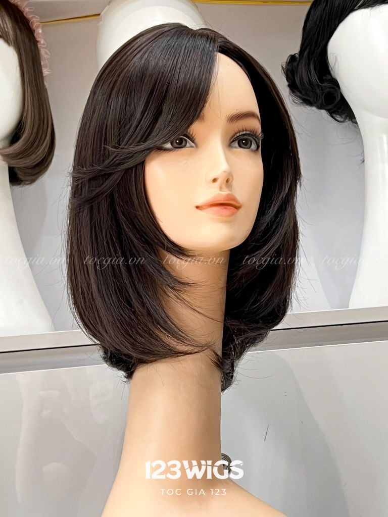 Tóc ngắn ngang vai 31135