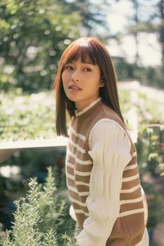 Tóc thật ngang vai Minh Hà