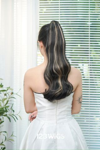 Ngoạm nhỏ xoăn có highlight dài 55cm SC1012