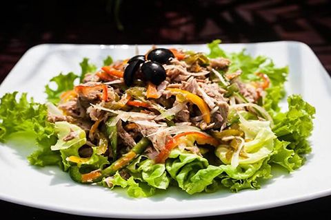  Salad cá ngừ 