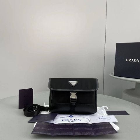 ORDER Túi Prada