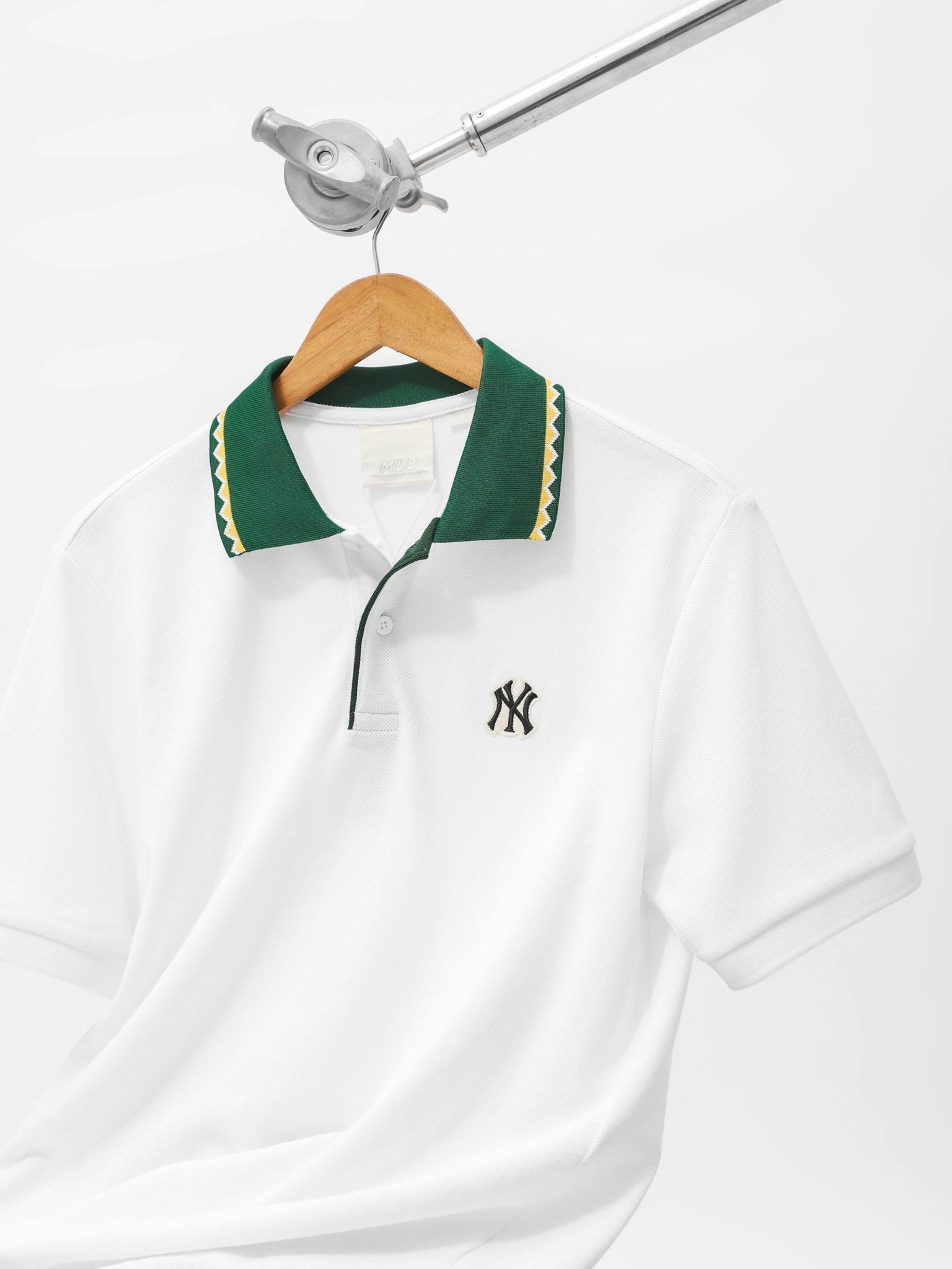  Polo MLB Họa Tiết Cổ 