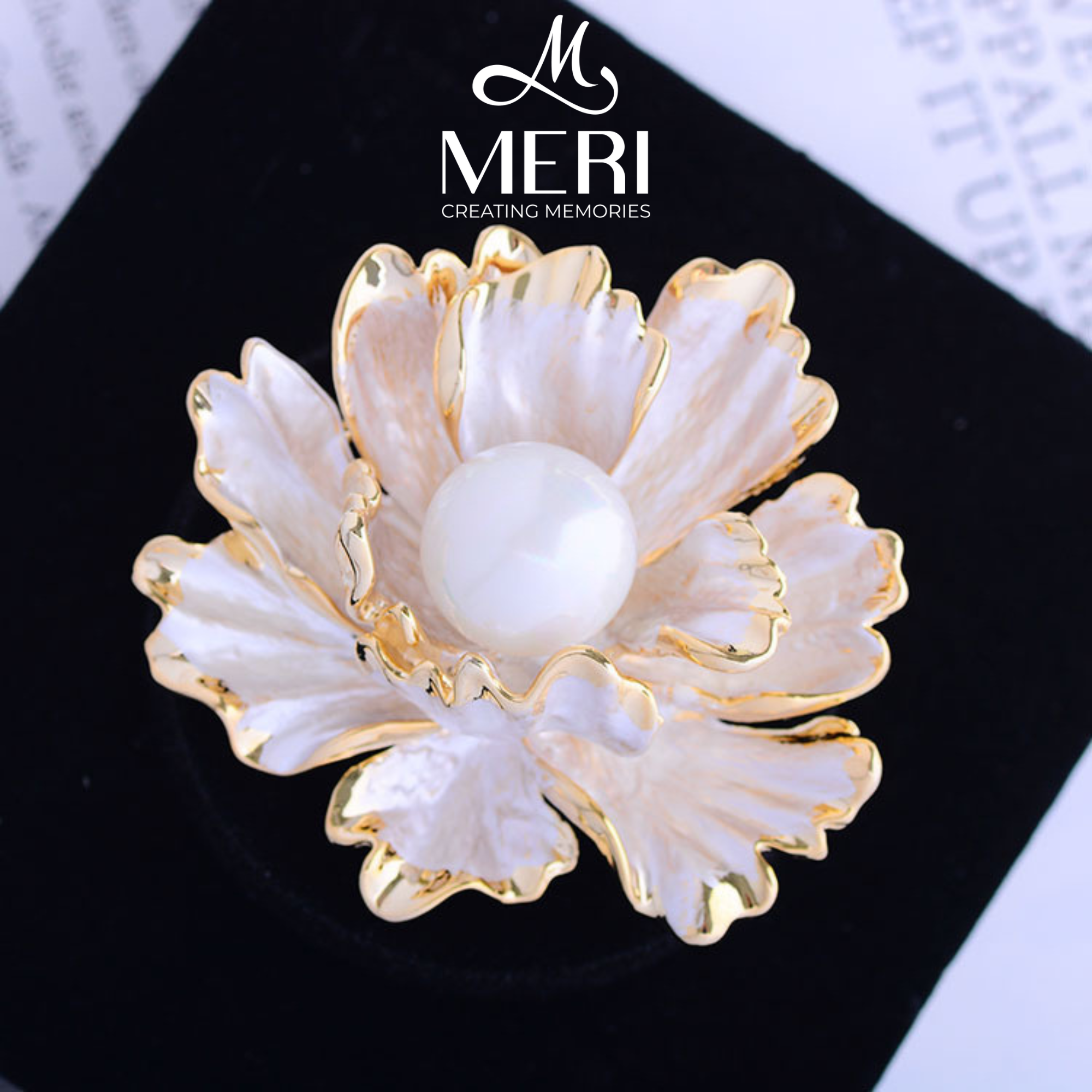  Cài áo hoa sen ngọc trai sang trọng 