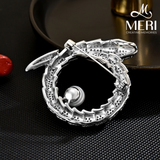  Cài áo Snake Embracing Pearl 