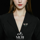  Cài áo Bee xinh xắn 