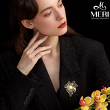  Cài áo hoa đá sang trọng 