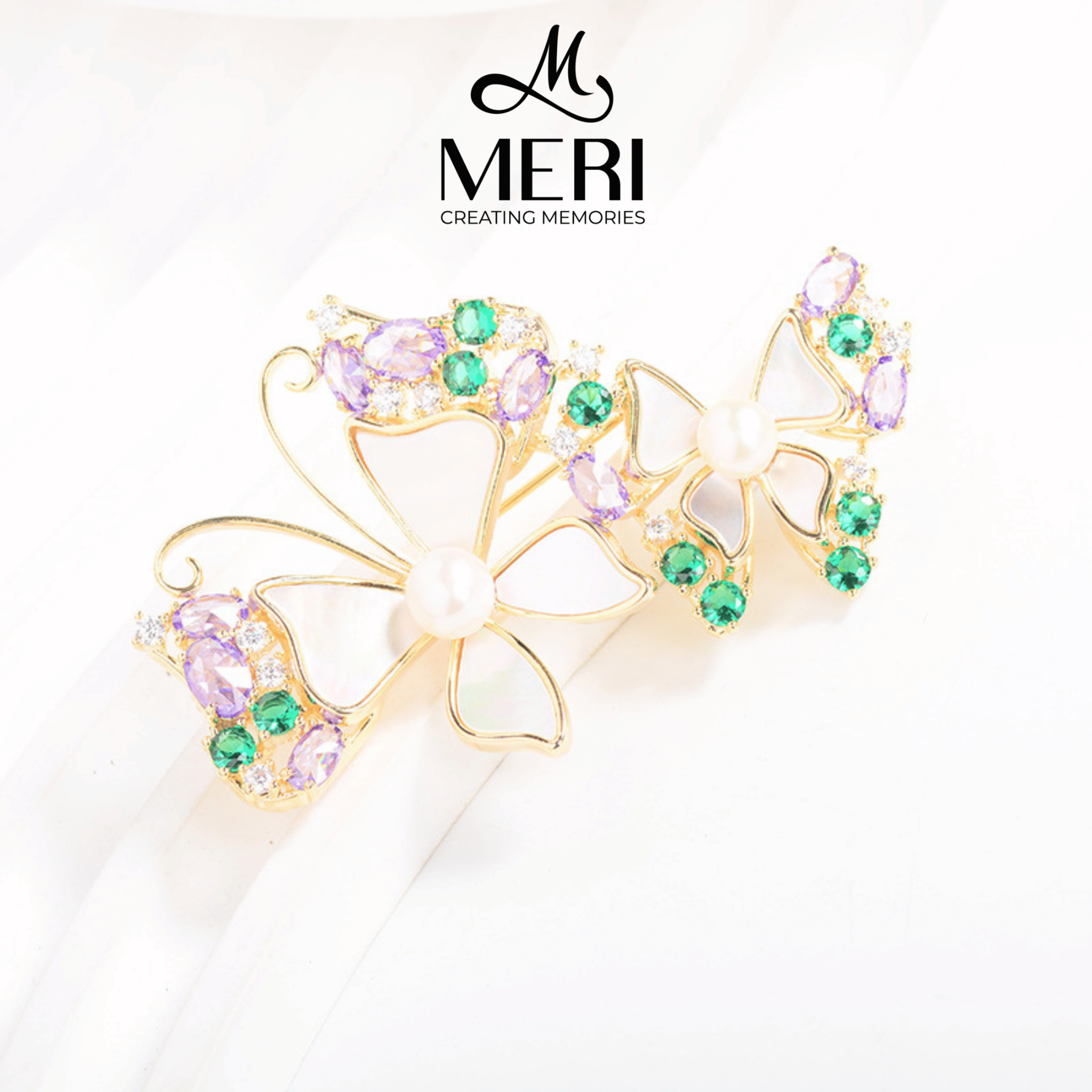  Cài áo Violet Butterfly 