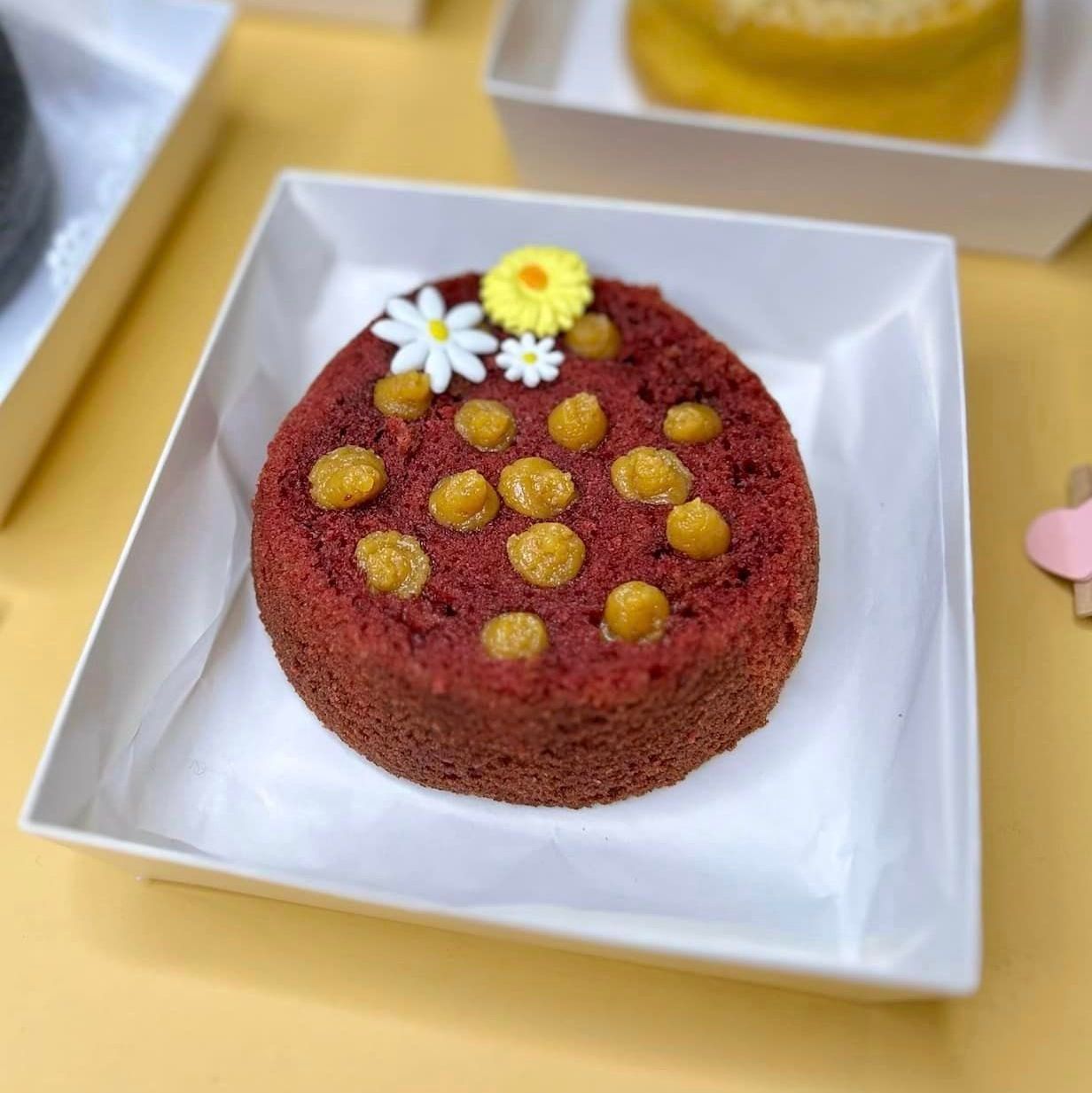 Bánh tổ ong Redvelvet phô mai trứng chảy