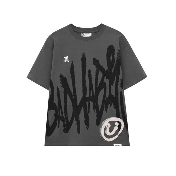 FREEHAND TYPO TEE - GREY
