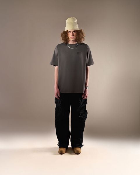 NON STANDARD REGULAR TEE - BLACK GREY