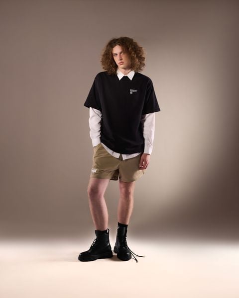 NON STANDARD REGULAR TEE - BLACK