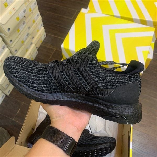 triple black ub