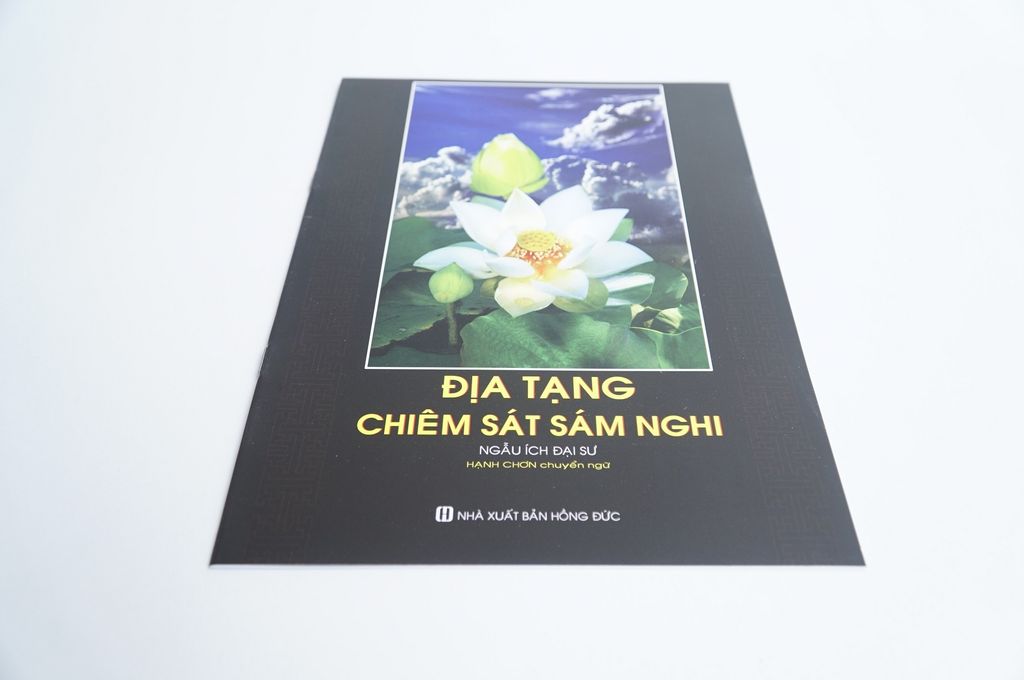 Sách phật giáo Địa tạng chiêm sát sám nghi Hạnh Chơn bìa hoa đen chữ to rõ 23 trang