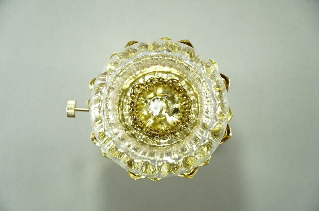 Đèn dầu thờ cúng khung đồng vẽ cánh sen mạ vàng đốt dầu lưu ly dầu hỏa - Nhiều cỡ