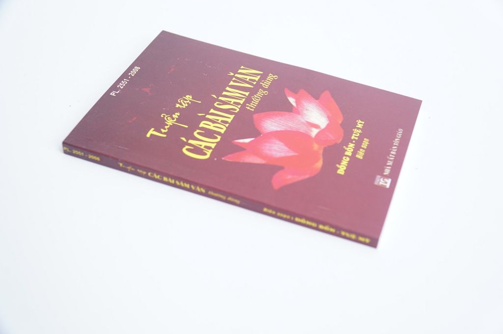 Kinh Phật - Tuyển tập các bài sám văn thường dùng bìa giấy nâu chữ to rõ 132 trang