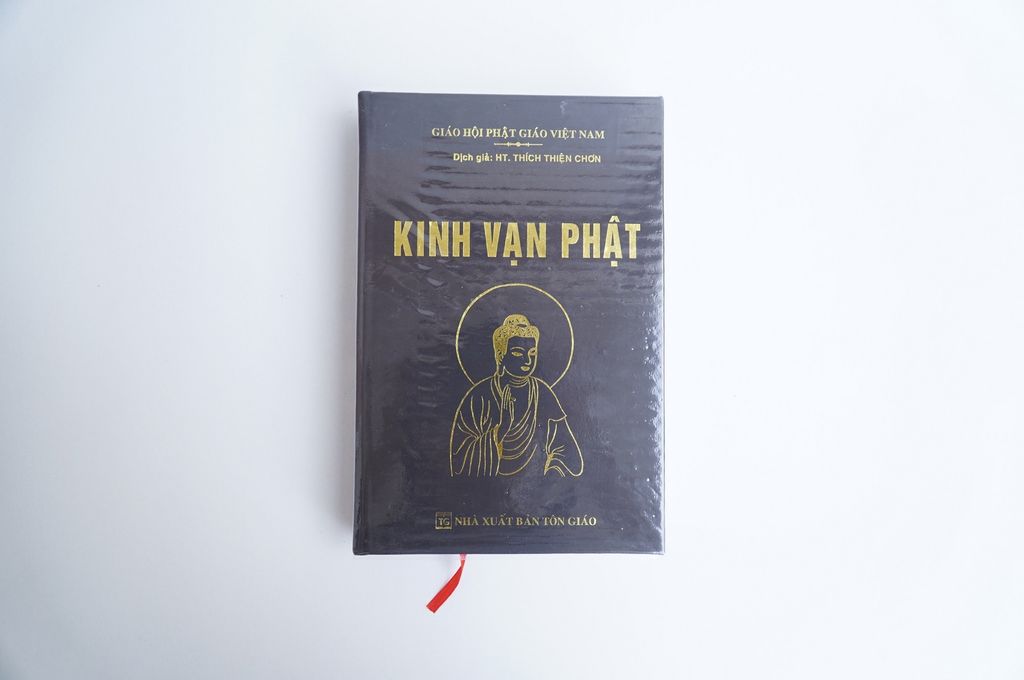 Kinh Phật - Kinh vạn Phật Thích Thiện Chơn bìa da nâu chữ to rõ 755 trang