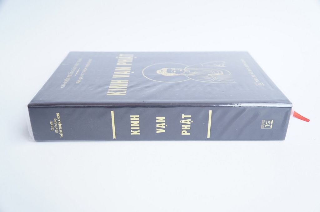 Sách phật giáo Kinh vạn Phật Thích Thiện Chơn bìa da nâu chữ to rõ 755 trang