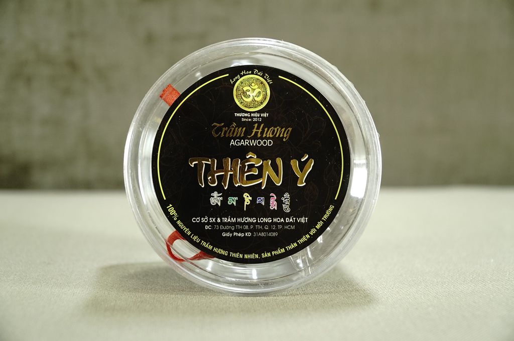 Nhang khoanh trầm hương Thiên Ý - 40 khoanh nhang vòng trầm hương cao cấp - Cháy 4 tiếng/Vòng - Hộp tròn đen