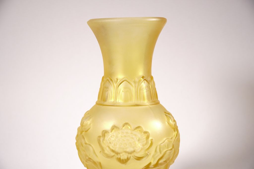 Bình hoa thờ cúng, bình hoa đặt bàn thờ cúng lưu ly sen vàng -Cao cấp