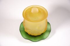 Ly nước thờ lưu ly sen vàng, chung nước đặt bàn thờ - Lưu ly cao cấp