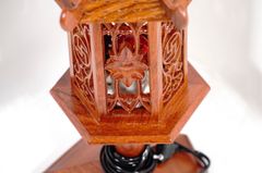 Đèn thờ cúng điện mái che gỗ hương cao cấp cách điệu cao cấp - Nhiều cỡ