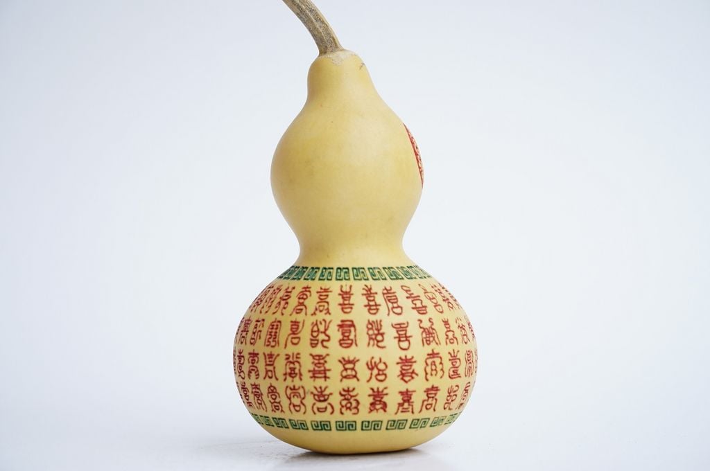 Bầu hồ lô phong thủy khắc kinh chú Phật nguyên cuống trái