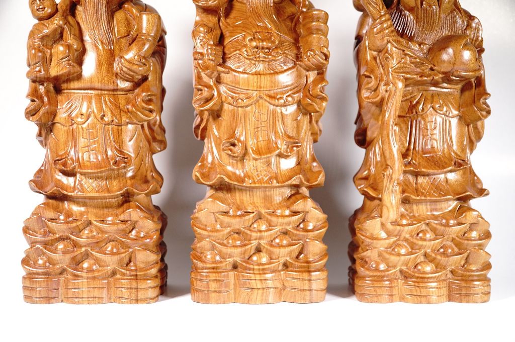 Bộ 3 tượng Phúc Lộc Thọ gỗ hương đứng trên khối vàng nguyên khối điêu khắc chạm cực đẹp - Cao 30cm