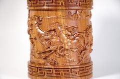 Hộp trà gỗ hương nguyên khối TRỤ TRÒN điêu khắc biểu tượng sức khỏe tài lộc may mắn - Cao 18cm Rộng 11cm