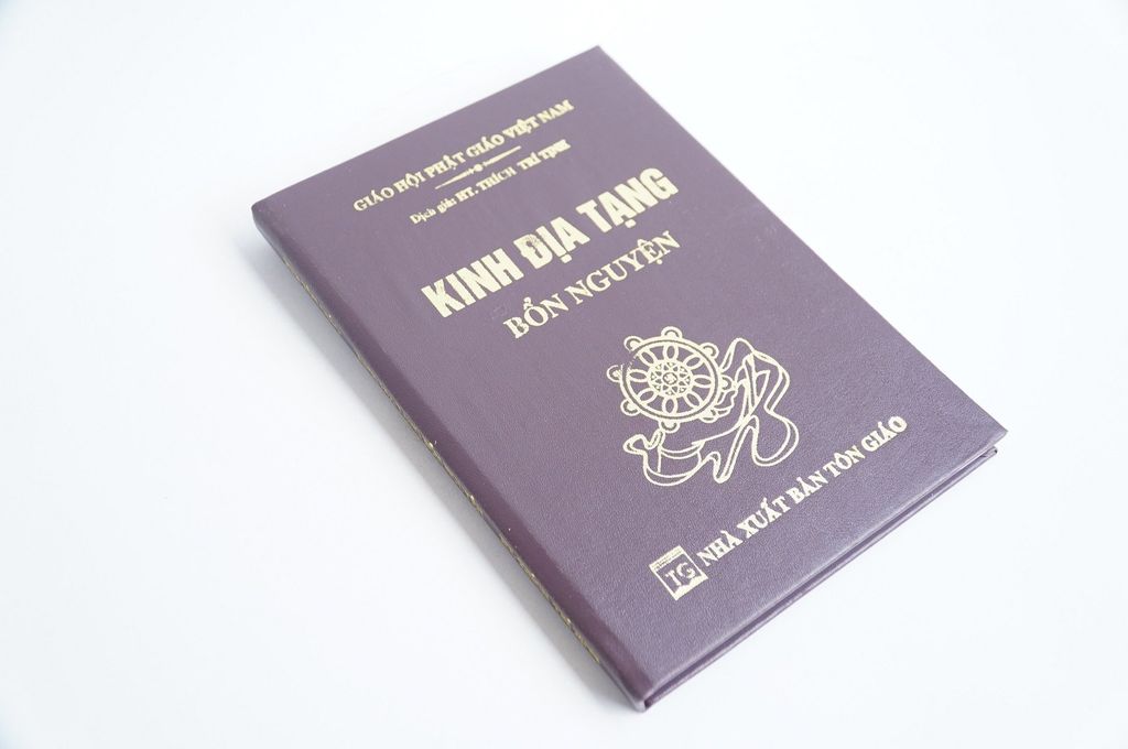 Kinh Phật - Kinh Địa Tạng Bổn Nguyện bìa da nâu - Thích Trí Tịnh - Chữ to rõ 246 trang