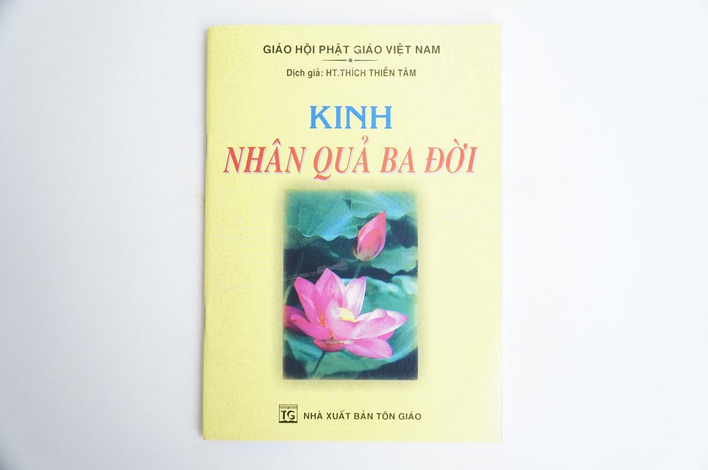 Kinh Phật - Kinh Nhân Quả Ba Đời bìa giấy vàng - Thích Thiền Tâm - Chữ to rõ 62 trang