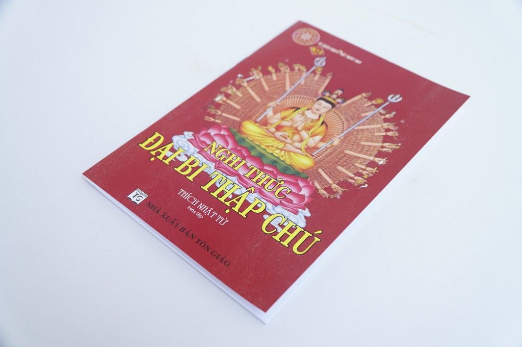 Kinh Phật - Nghi Thức Đại Bi Thập Chú bìa giấy đỏ - Thích Nhật Từ - Chữ to rõ 28 trang
