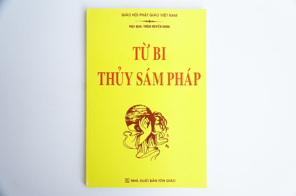 Kinh Phật - Từ Bi Thủy Sám Pháp bìa giấy vàng - Thích Huyền Dung
