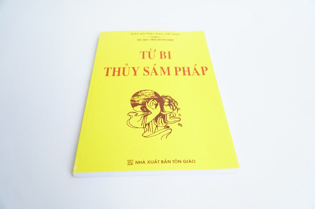 Kinh Phật - Từ Bi Thủy Sám Pháp bìa giấy vàng - Thích Huyền Dung