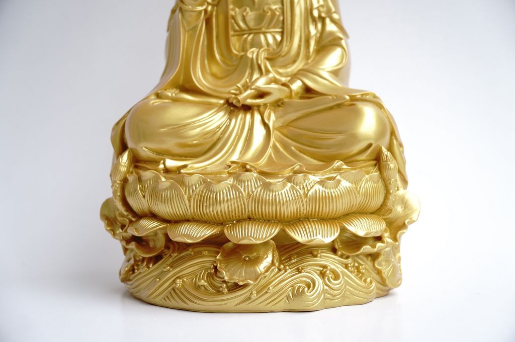 Tượng Phật Bà Quan Thế Âm Bồ Tát ngồi nhũ vàng nguyên khối - Cao 30cm