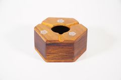 Gạt tàn thuốc gỗ hương lục giác vẽ bông thẩm mỹ đẹp cao cấp - Cao 5cm Rộng 10cm