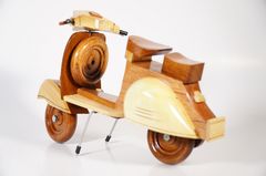 Quà tặng lưu niệm Xe gỗ mô hình xe Vespa cổ cao cấp - Dài 26cm Cao 16cm