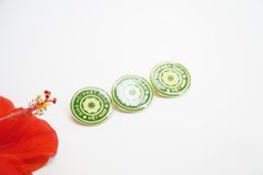 Huy hiệu cài áo Phật Giáo bằng đồng vàng