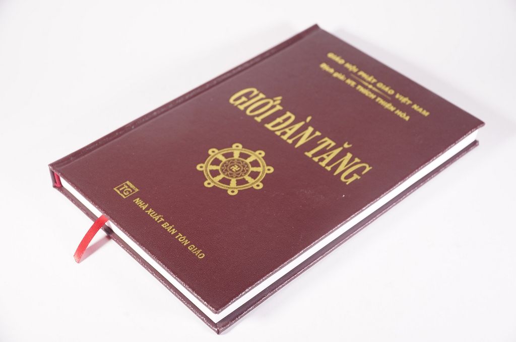 Kinh Phật - Kinh Giới Đàn Tăng - Thích Thiện Hòa bìa da nâu 300 trang