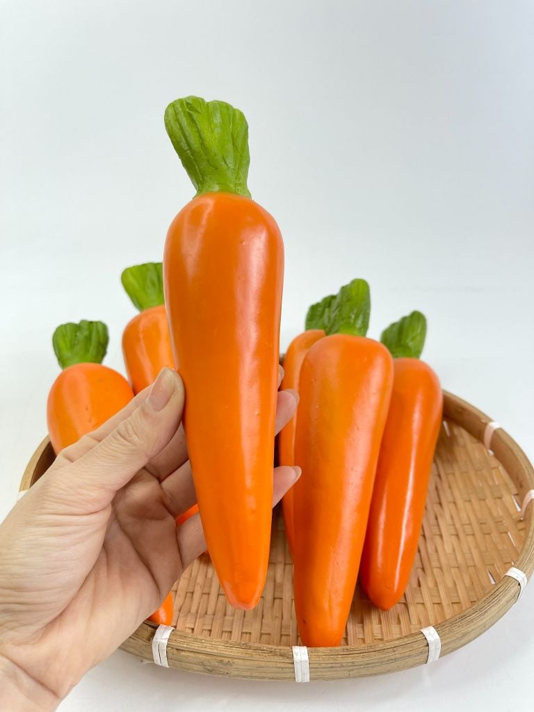 Củ cà rốt giả trưng bày xe sinh tố, Mô hình trái cây giả củ Cà rốt giống thật bền đẹp - Loại xịn