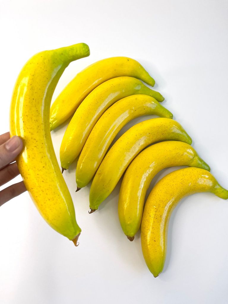 Trái chuối giả trưng bày quán sinh tố nước ép, trái cây giả trang trí cao cấp loại xịn giống thật 99%