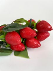 Chùm dâu tây giả giống thật như đúc, mô hình trái cây giả trang trí chùm dâu tây