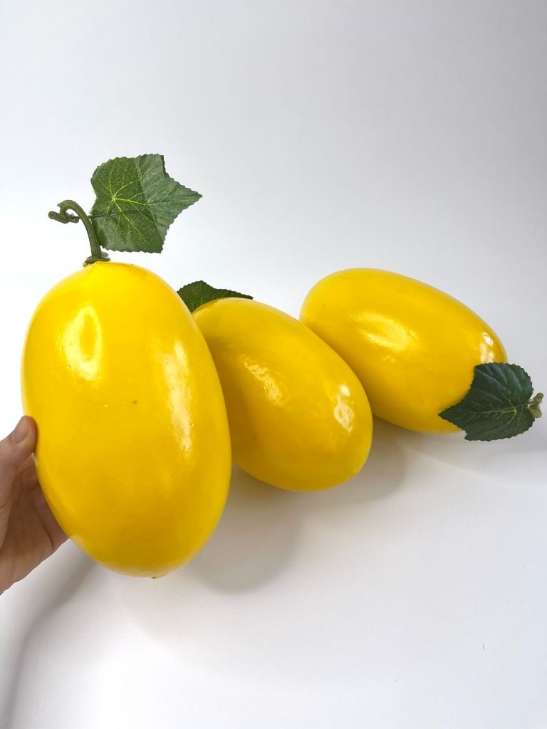 Trái Dưa hấu giả giống thật, mô hình trái cây giả cao cấp - Quả dưa vàng dài
