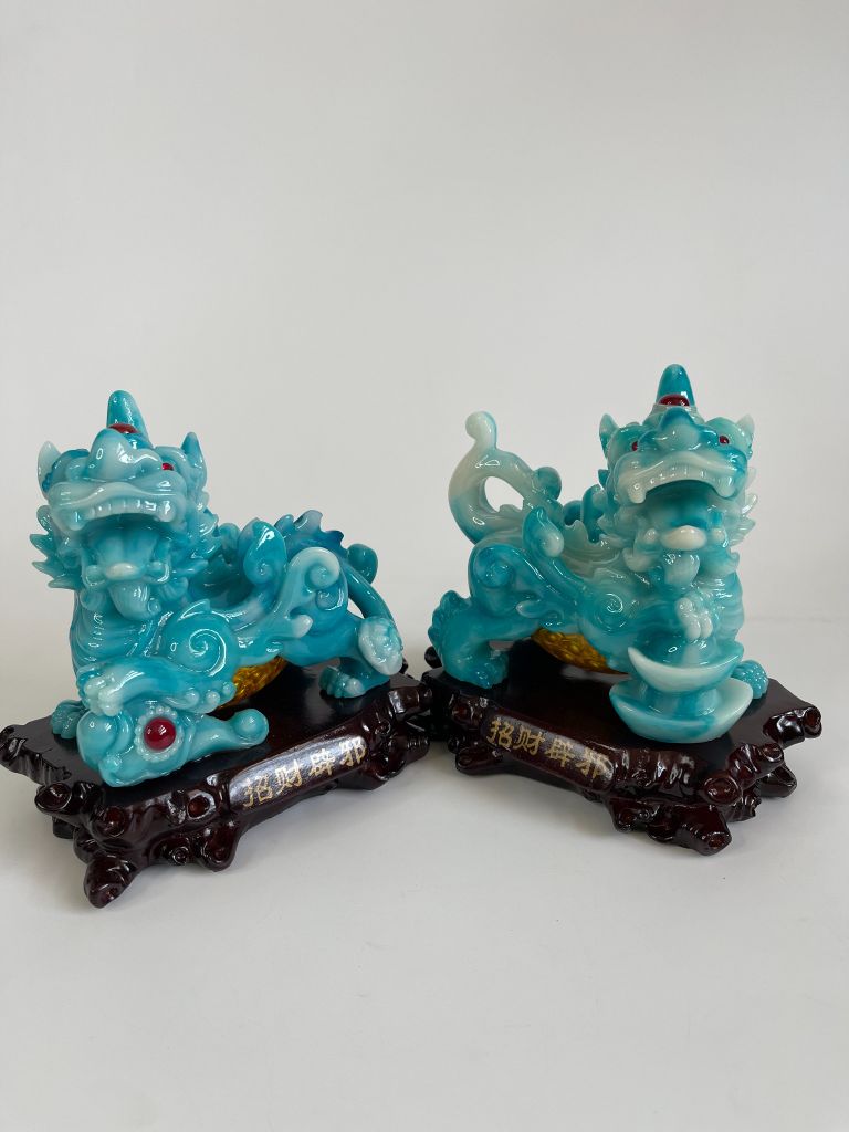 Cặp tượng tỳ hưu phong thủy bụng trứng vàng lớn chiêu tài lộc - Xanh Dương Cao 17cm có hướng dẫn khai quang