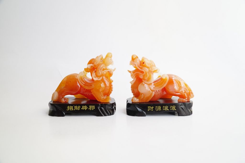 Cặp tượng Tỳ Hưu phong thủy chiêu tài lộc, trấn trạch - Cặp tỳ hưu cam 10cm