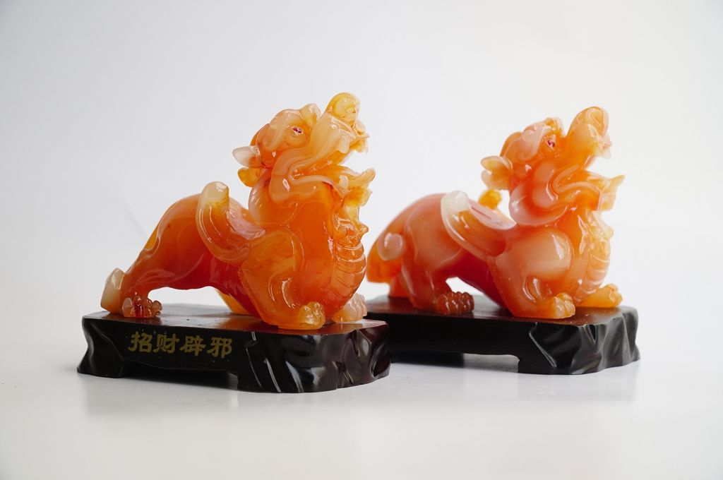 Cặp tượng Tỳ Hưu phong thủy chiêu tài lộc, trấn trạch - Cặp tỳ hưu cam 10cm