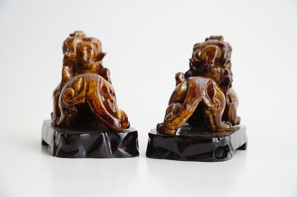 Cặp tượng Tỳ Hưu phong thủy vân gỗ tài lộc trấn trạch - Cao 10cm