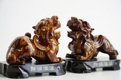 Cặp tượng Tỳ Hưu phong thủy vân gỗ tài lộc trấn trạch - Cao 10cm